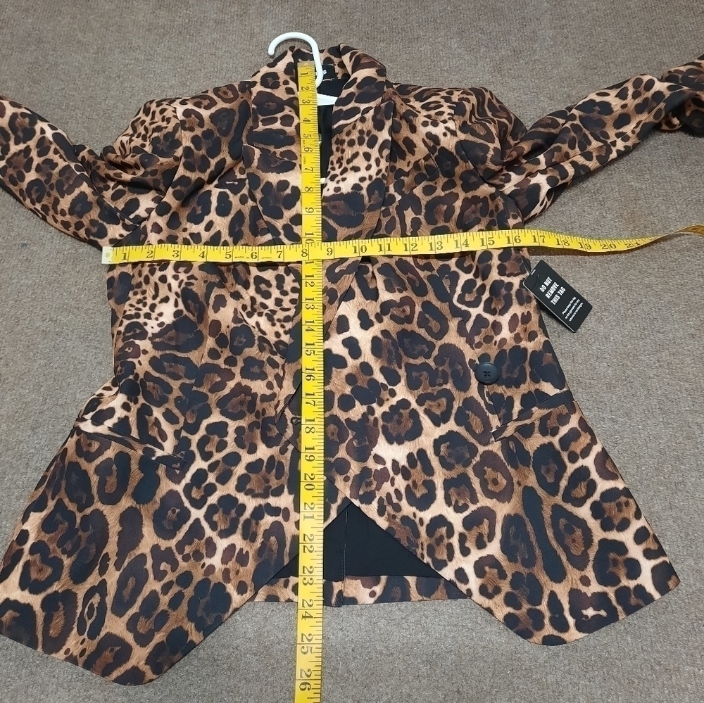 Express Leopard Print Peak Lapel Double Breasted Wrap Front Blazer Size 2 New - Picture 9 of 9